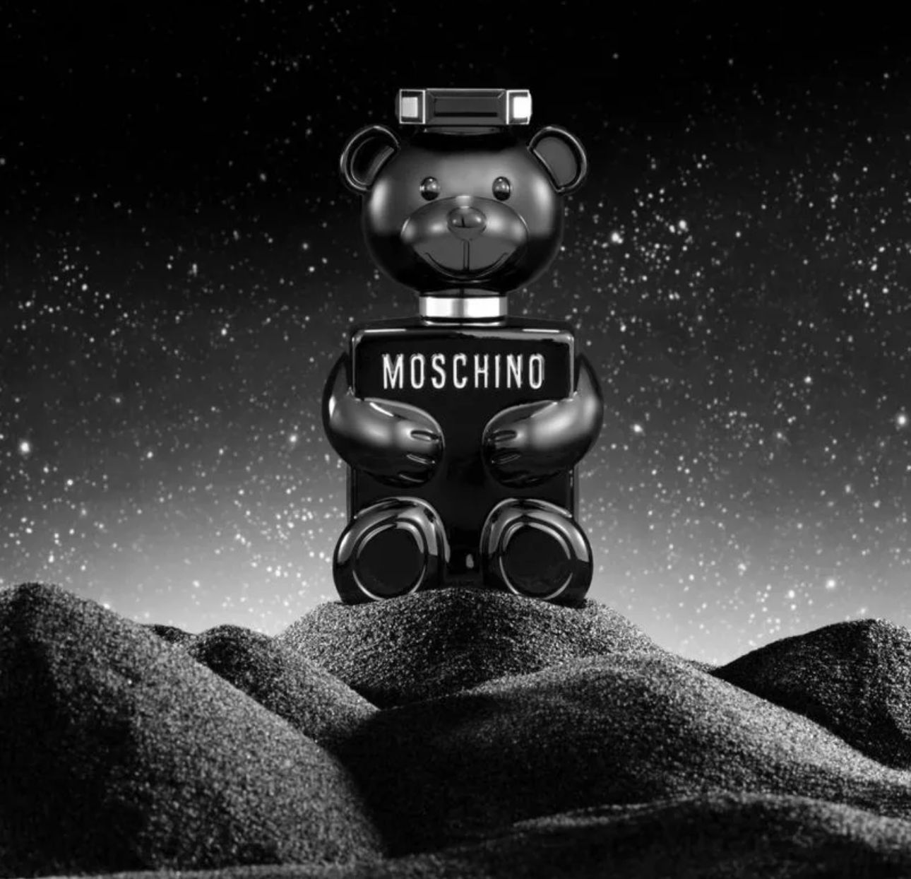 Toy Boy de Moschino
